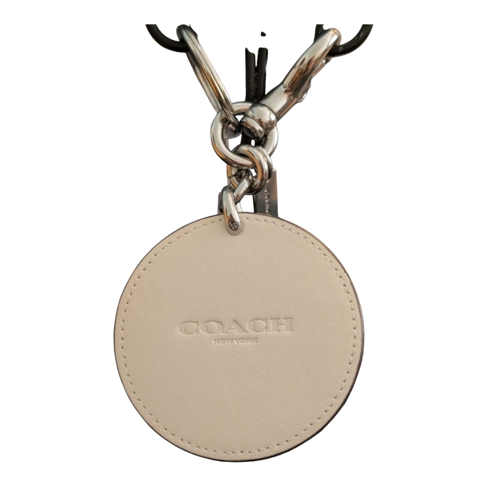 Coach Beachball Bag Charm nwt in packaging - Picture 2 of 2